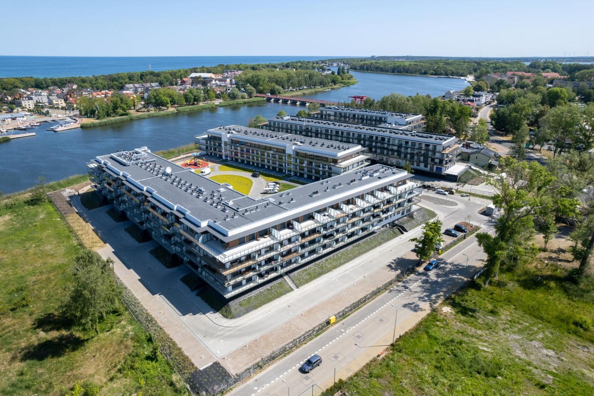 Wellness Resort Apartments Dziwnow Riverfront By Noclegi Renters Eksteriør billede